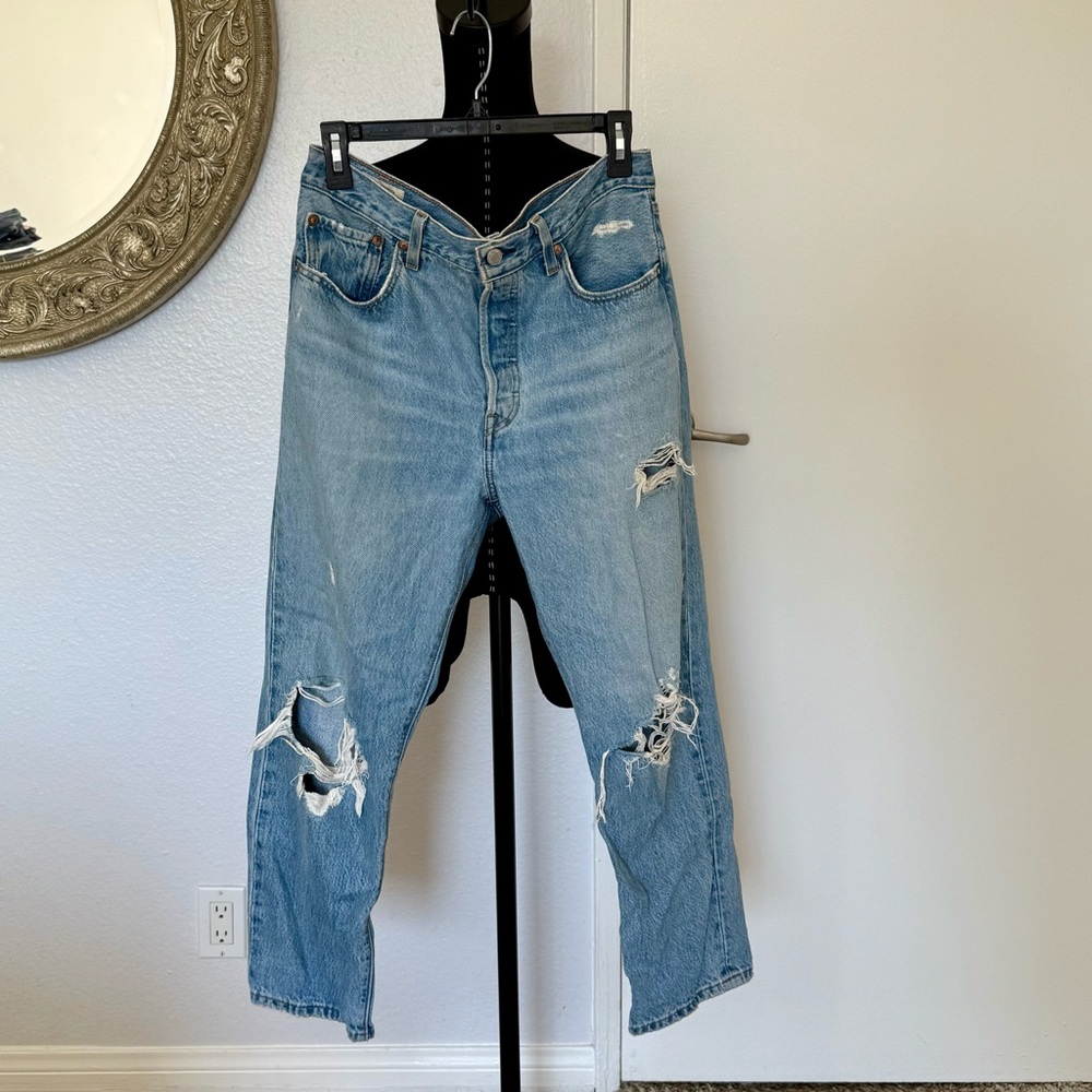 Levi’s 501 Distressed High Waisted Jeans